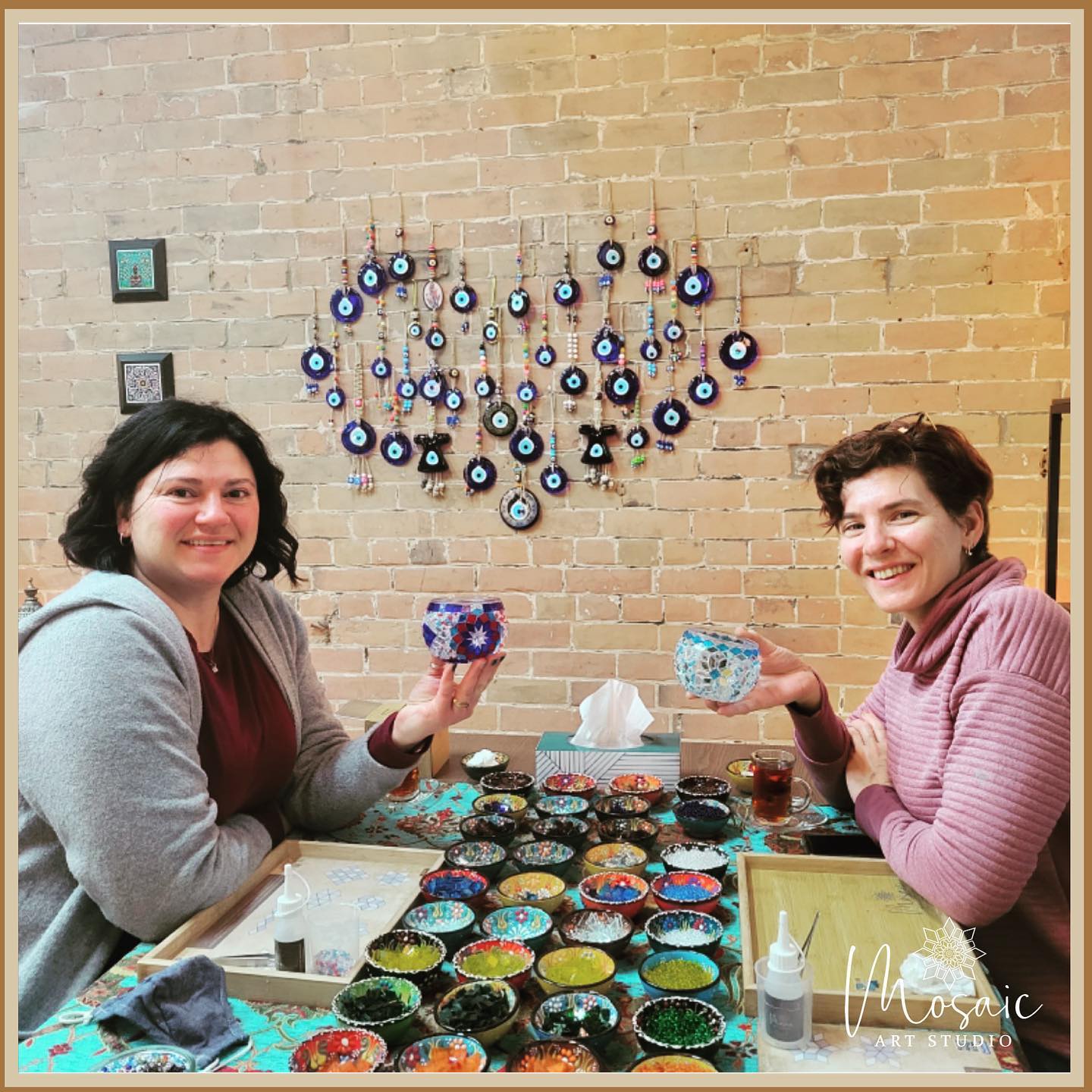 How Multigenerational Art Classes Encourage Lifelong Learning